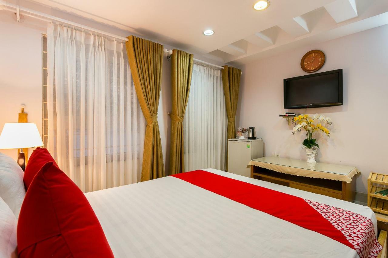 Oyo 169 New Hotel Thành Pho Ho Chí Minh Esterno foto